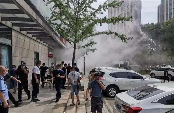 突发!近40桶化工品发生泄露!