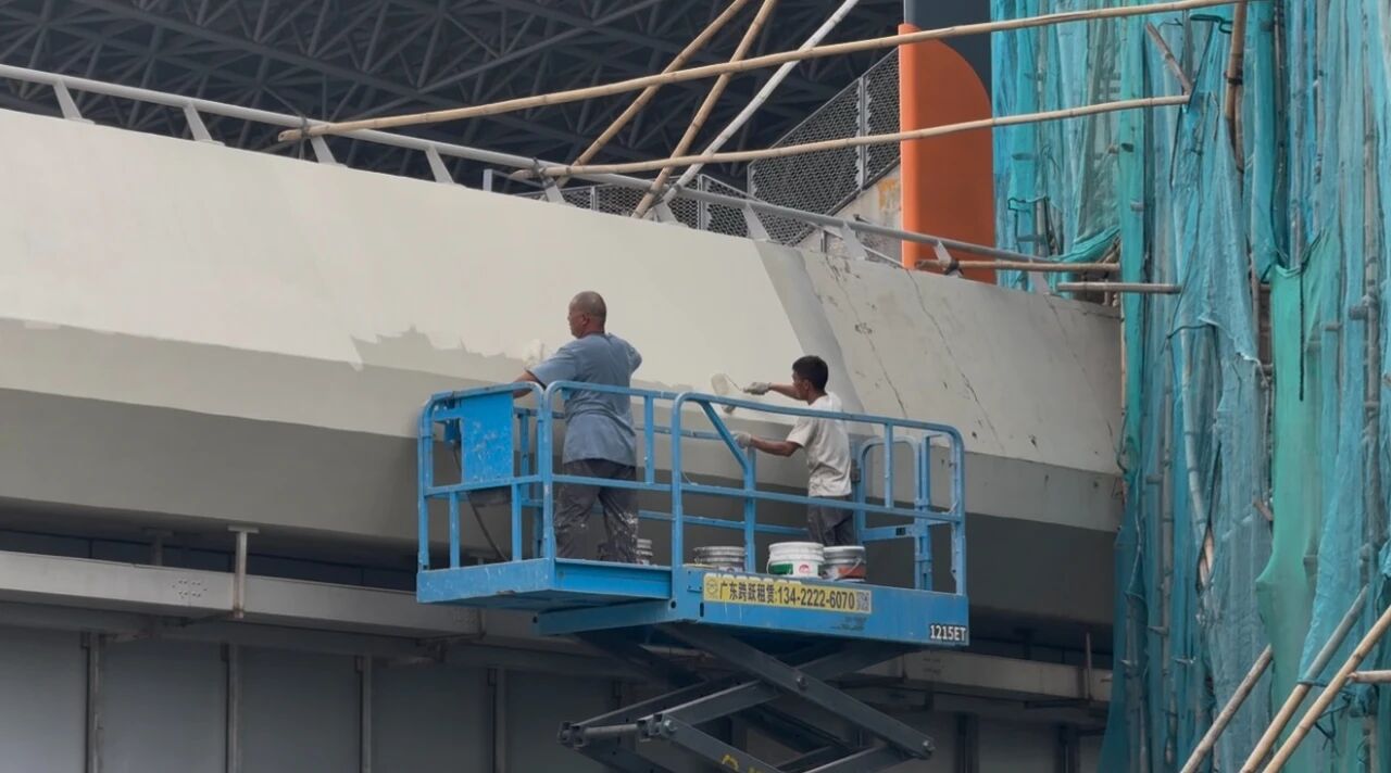 共迎十五运,日洋艺术漆助力江门体育中心焕新升级!