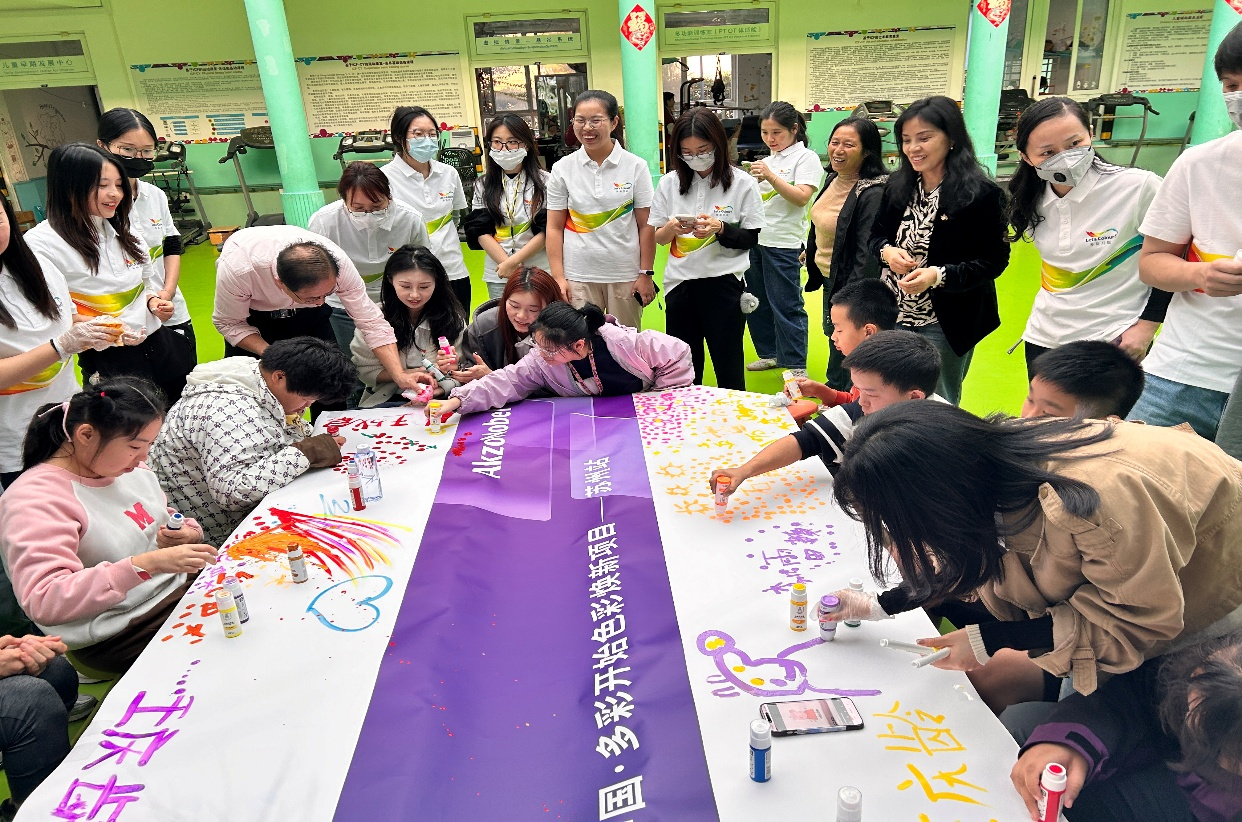 用色彩点亮希望之路:阿克苏诺贝尔“Let’s Colour”焕新苏州博爱学校