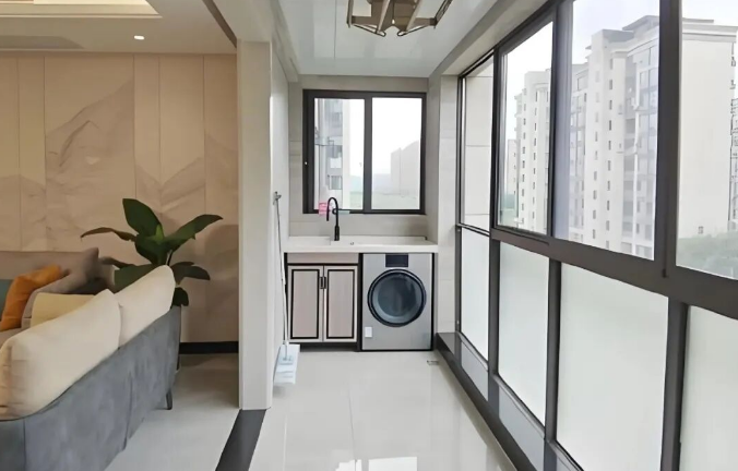 �ðͿ��� // ��̨���µ��������